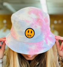 Load image into Gallery viewer, Alpha Omicron Pi Smiley Face Hat
